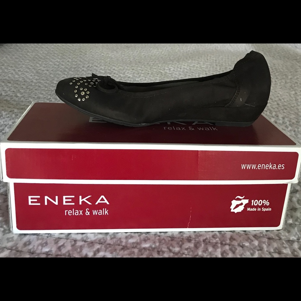 Suede Eneka brand shoe